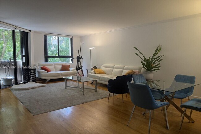 Building Photo - 141 Crandon Blvd Unit 243