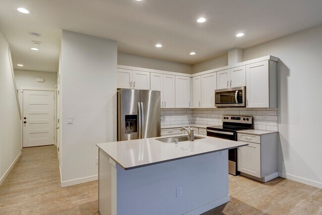 Photo - 3 Bedroom/2 Bath  townhouse in Kettlecove community