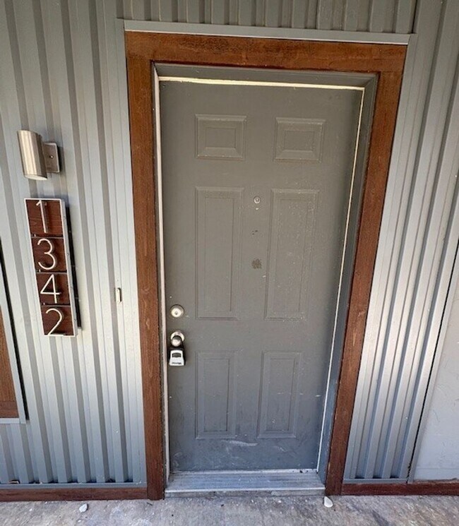 Photo - 1342 S 12th St