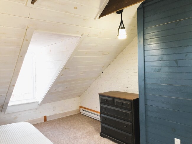 Photo - 121 Howard Ave