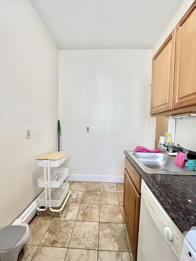 Photo - 15 Colborne Rd Unit 5