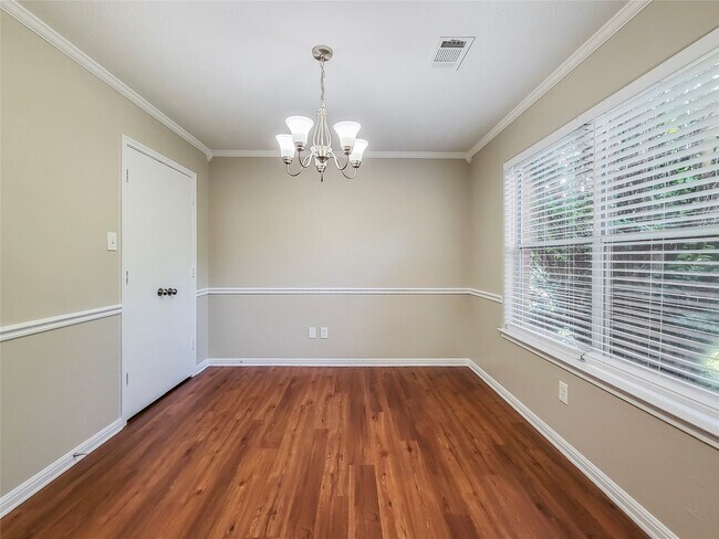 Photo - 16393 Many Trees Ln