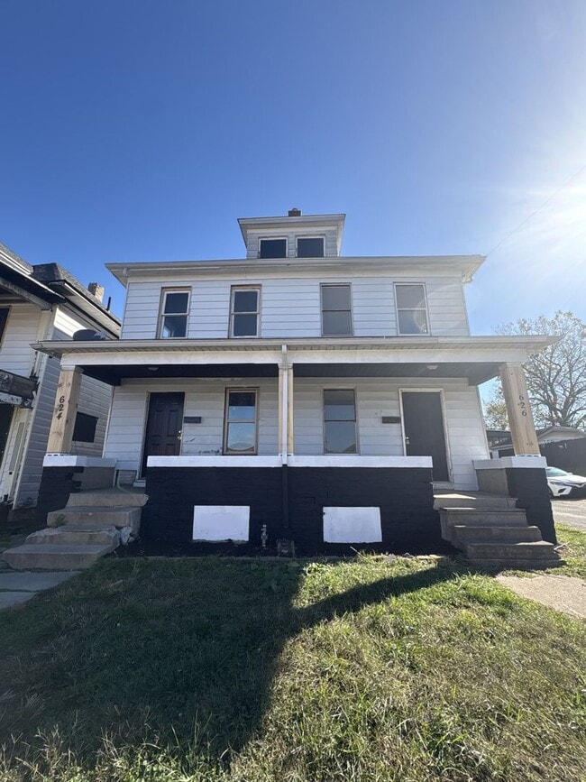 Building Photo - newly renovated Unit 624