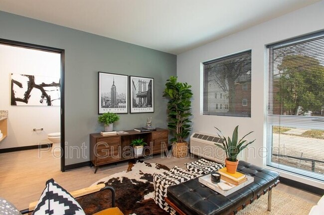 Photo - 1711 N Vassar