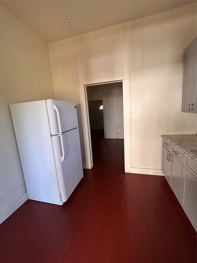 Photo - 6737 Ave E