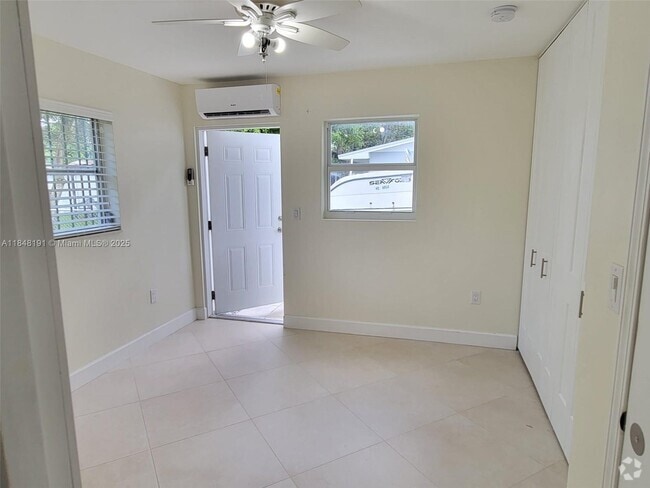 Building Photo - 19211 NW 48th Ct Unit 0 Rental