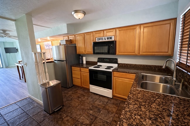 Photo - 1300 Seaway Dr