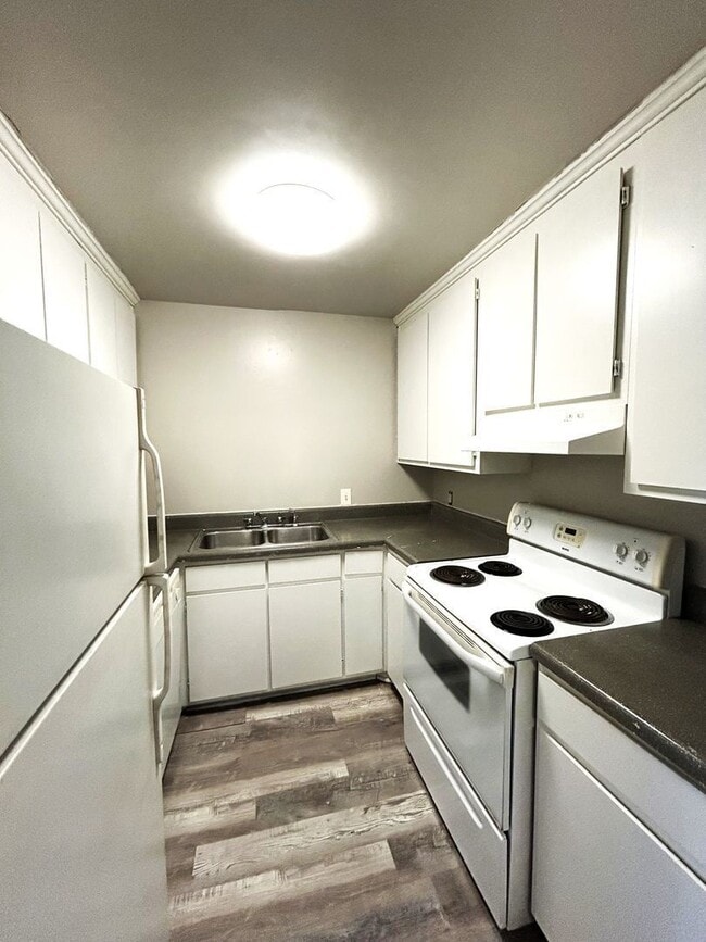 Riverbend Apartments