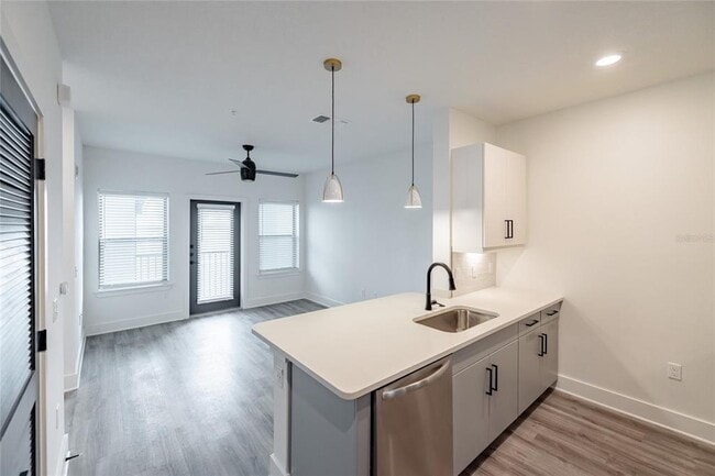 Photo - 1420 Lakefront Dr Unit 3104