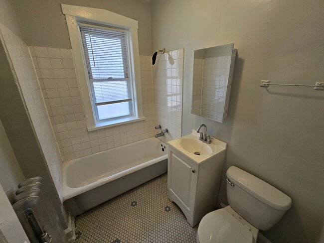 Photo - 4826 N Avers Ave