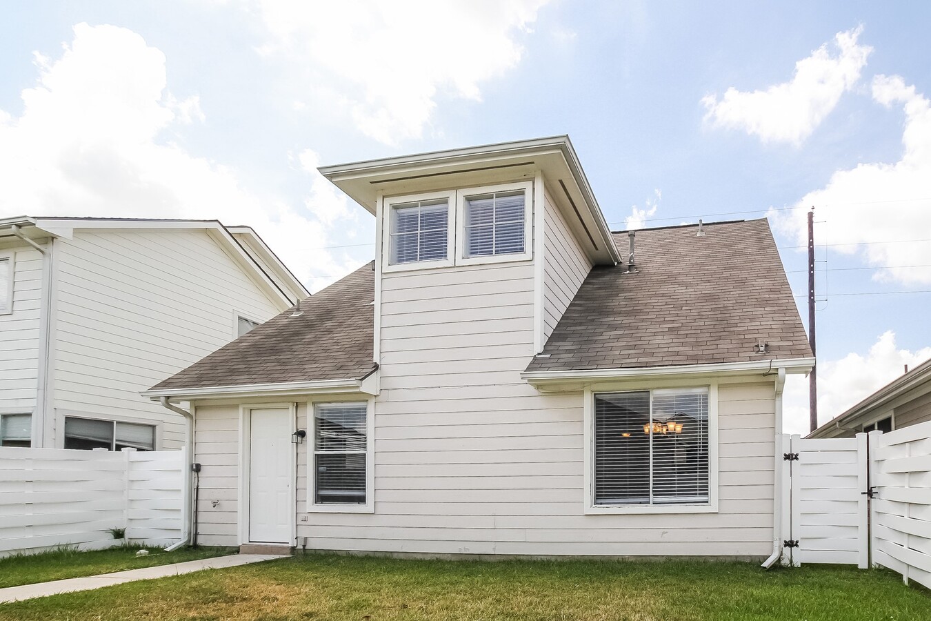 Photo - 9711 Farrell Dr