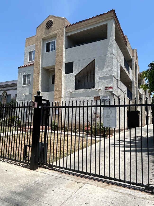 223 N. Avenue 55
