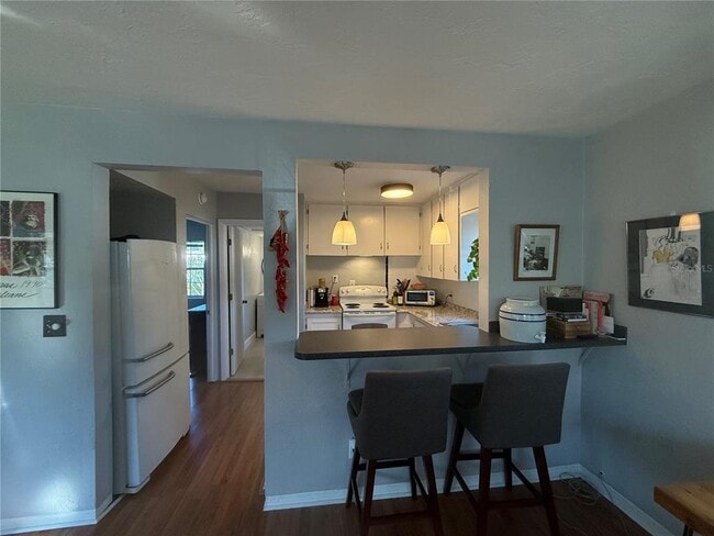 Photo - 833 12th Ave N Unit B