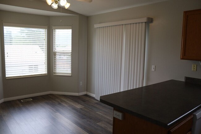 Photo - Gorgeous 4 bed 2 bath home in Heber