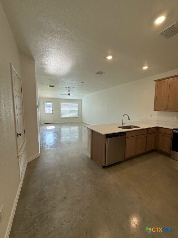 Photo - 1125 Lindsey Dr