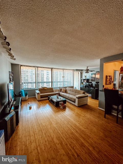 Photo - 3705 S George Mason Dr Unit 1516