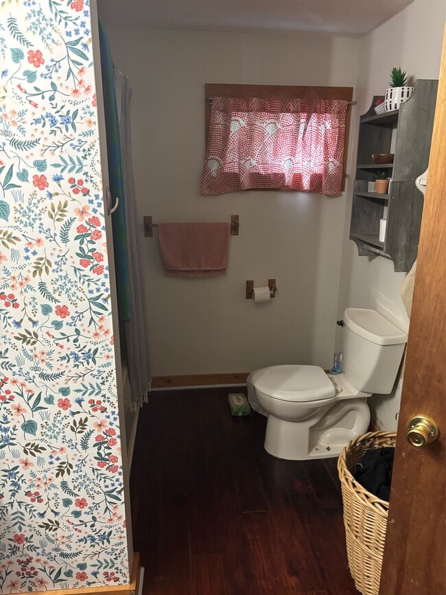 Photo - 8892 Bass St