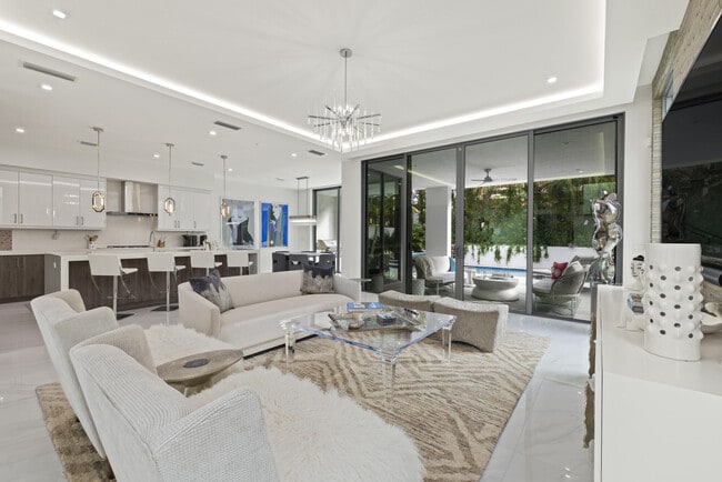 402 Ocean One Ln