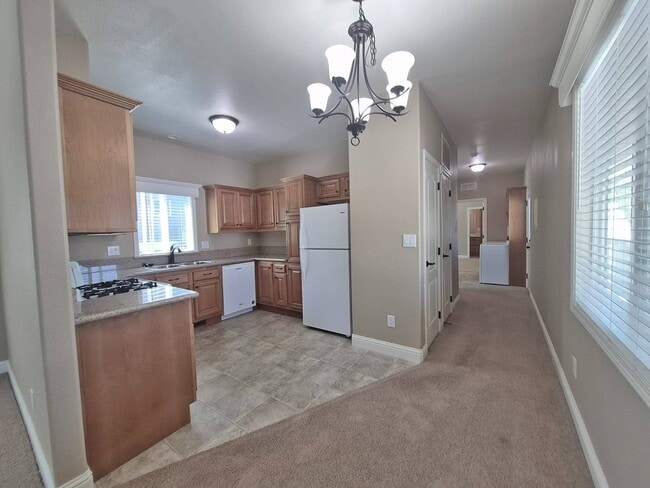 Photo - 1054 Mountain Shadows Blvd