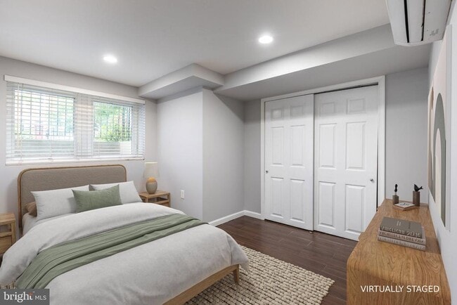 Photo - 82 Q St NW