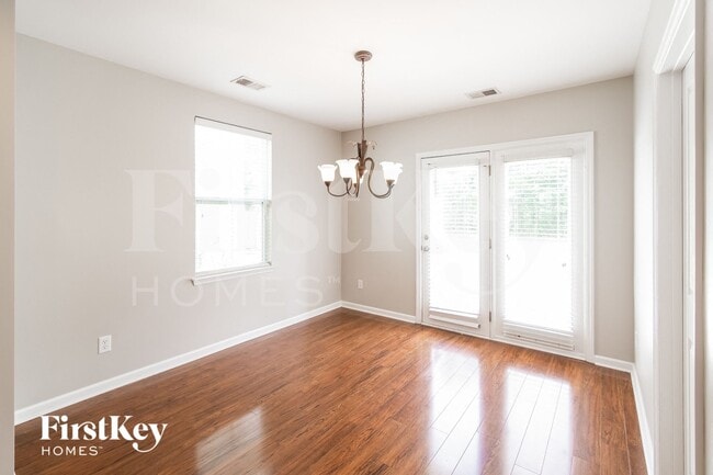 Photo - 429 Verbena Ave