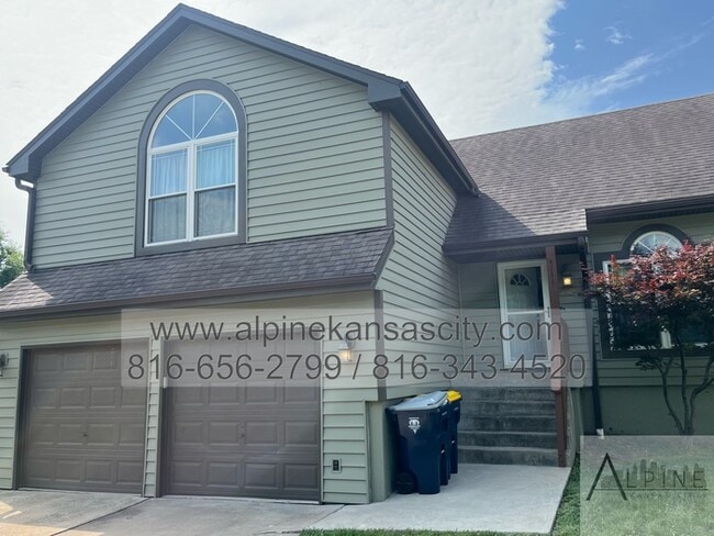 Gorgeous Multi Level Side by Side Split, P... - Gorgeous Multi Level Side by Side Split, P... Casa