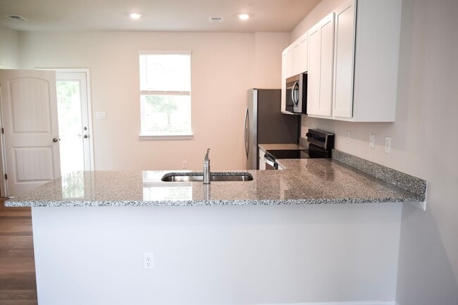Photo - Stunning Brand New End Townhome