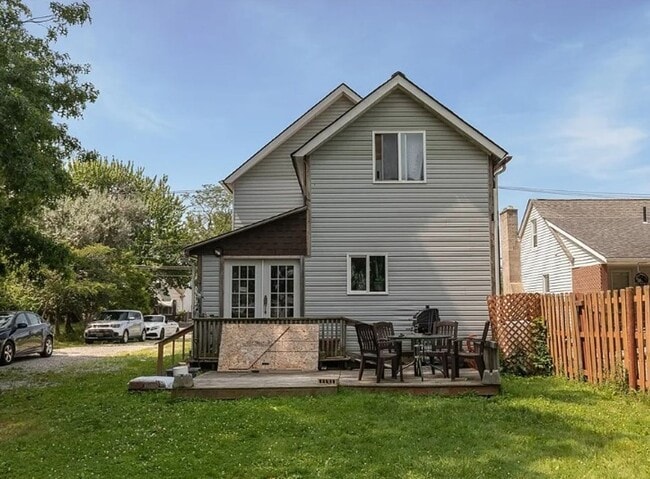 Photo - 929 Worden Rd Unit Lower