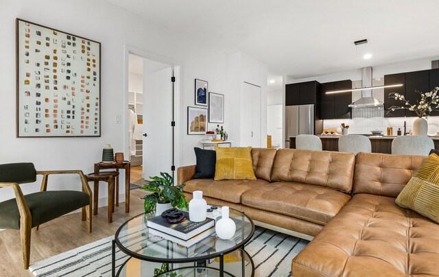 Photo - 218 E Grand Ave