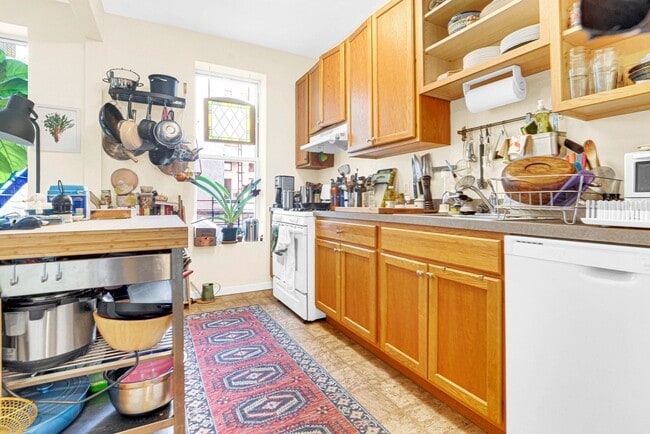 Photo - 269 6th St Unit 2