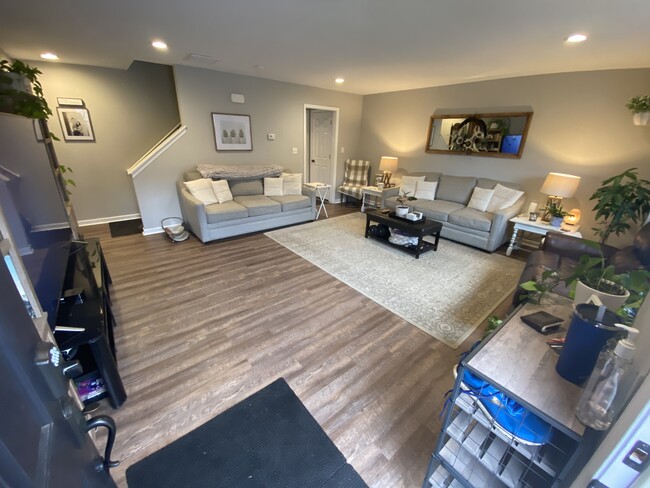 Photo - 110 Aaron Pl