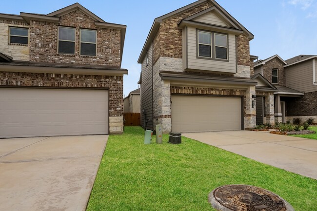 Photo - 7915 Fijian Cypress Dr