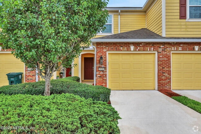 Building Photo - 6846 Roundleaf Dr Rental