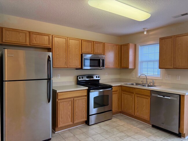 Photo - Spacious 2BR 2BA Townhome In Prime Location!