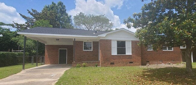 Building Photo - 483 Warmsprings Dr