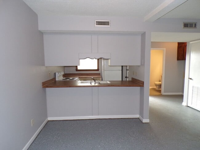 Photo - Anthony Circle Townhomes, Enterprise, AL