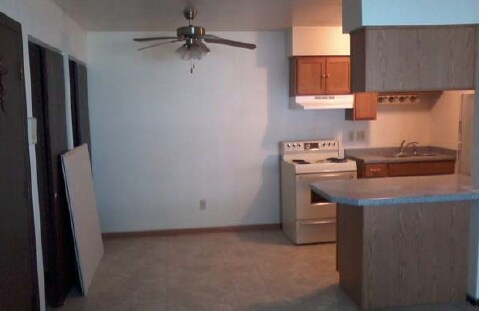 Dining Area - Delwan Apartments