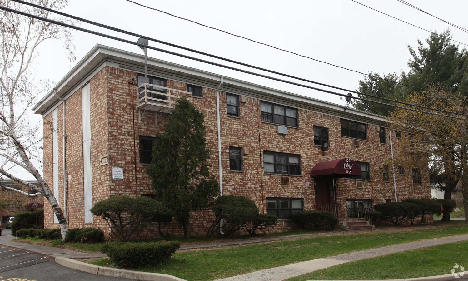 Photo - Meadow Lane Apartments