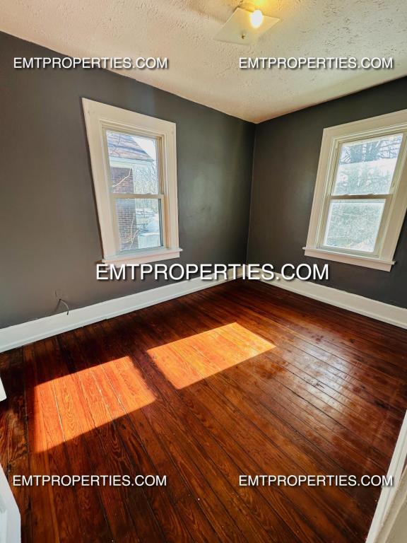 Photo - 2110 E 30th St