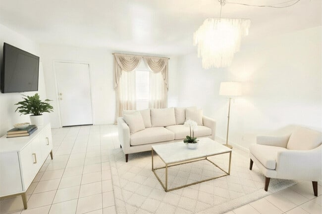 Photo - 1332 N Miller Rd Unit A