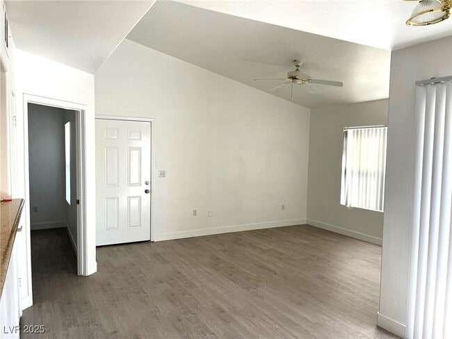 Building Photo - 7255 W Sunset Rd Unit 2141
