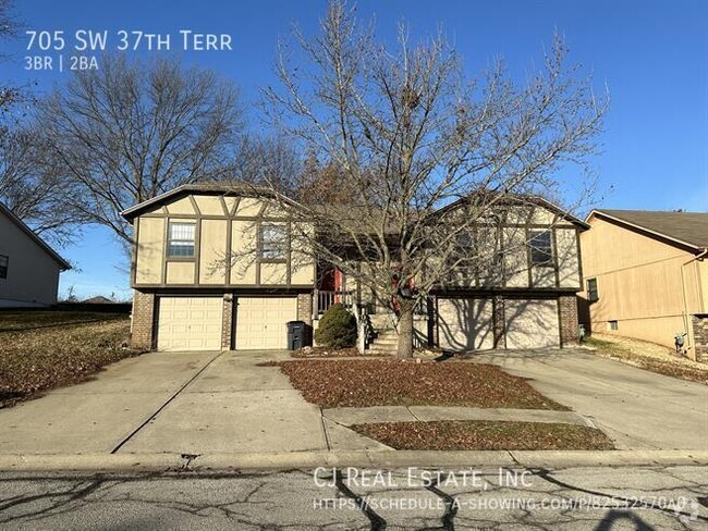 Building Photo - 705 SW 37th St Terrace Rental