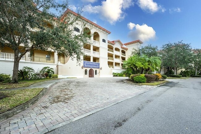 Photo - 7702 Lake Vista Ct Unit 204