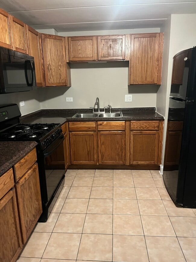 Photo - 10917 S Lloyd Dr Unit 3