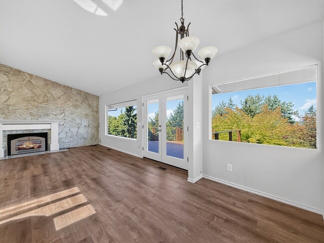 Photo - 16706 SE 44 St