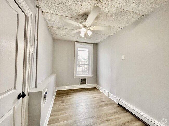 Building Photo - 159 Hutton St Unit 8 Rental