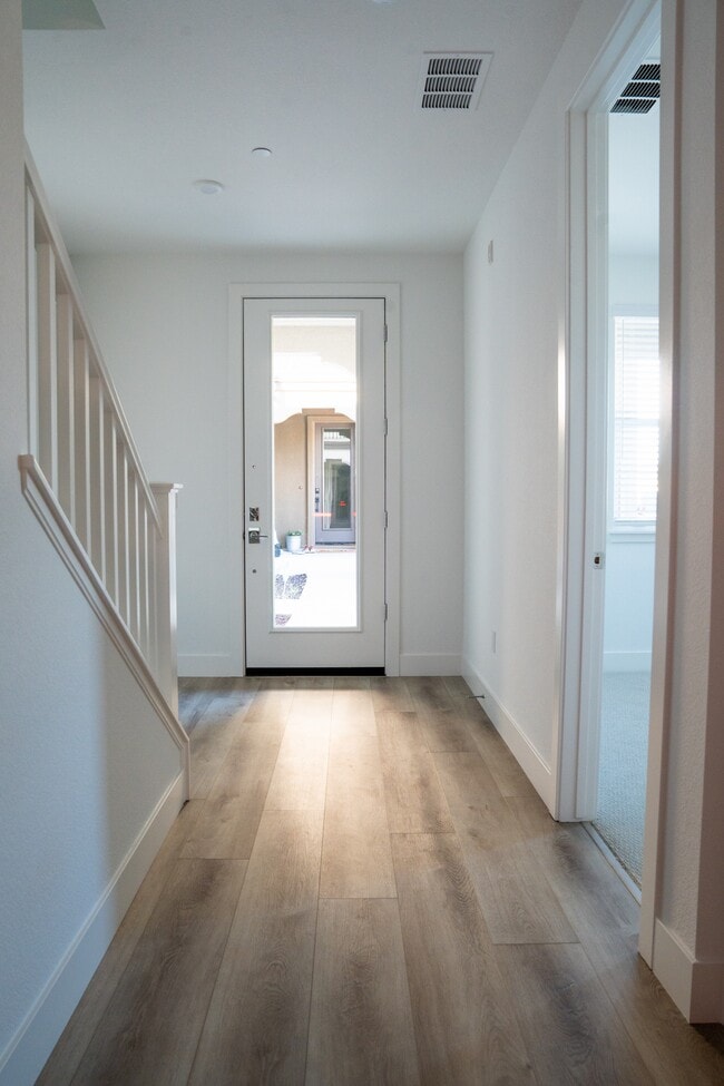 Photo - 967 Bosco Ln