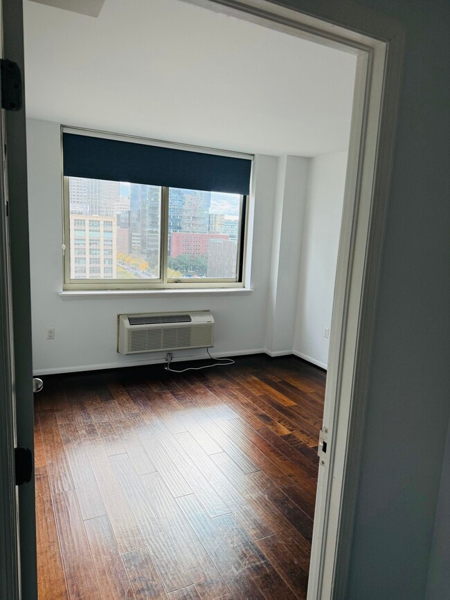 Photo - 20 2nd St Unidad 1209