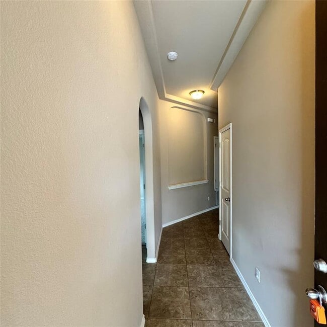 Photo - 19308 Stokes Ln