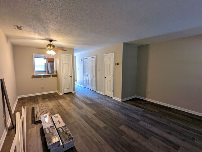 502 Forest Dr Unit A
